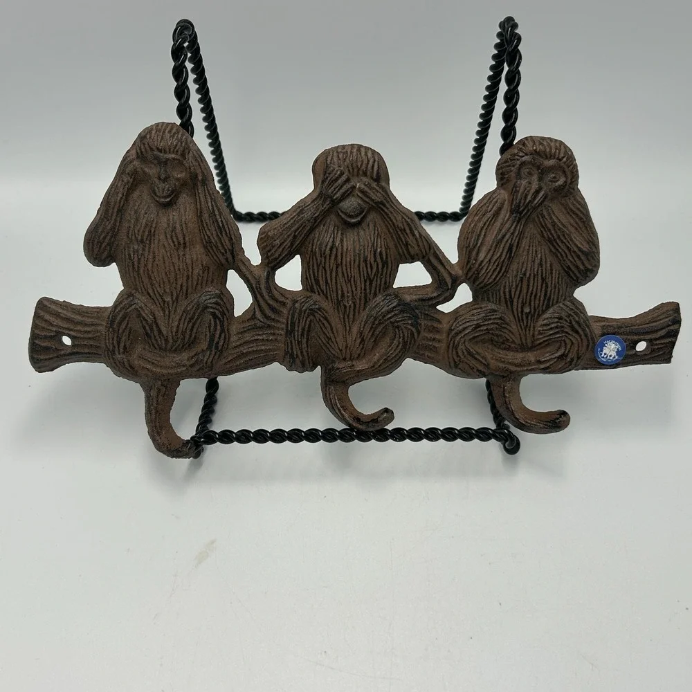 Cast Iron Monkey Hooks Wise Hear See Speak No Evil Coat Hat Key Wall Hanger